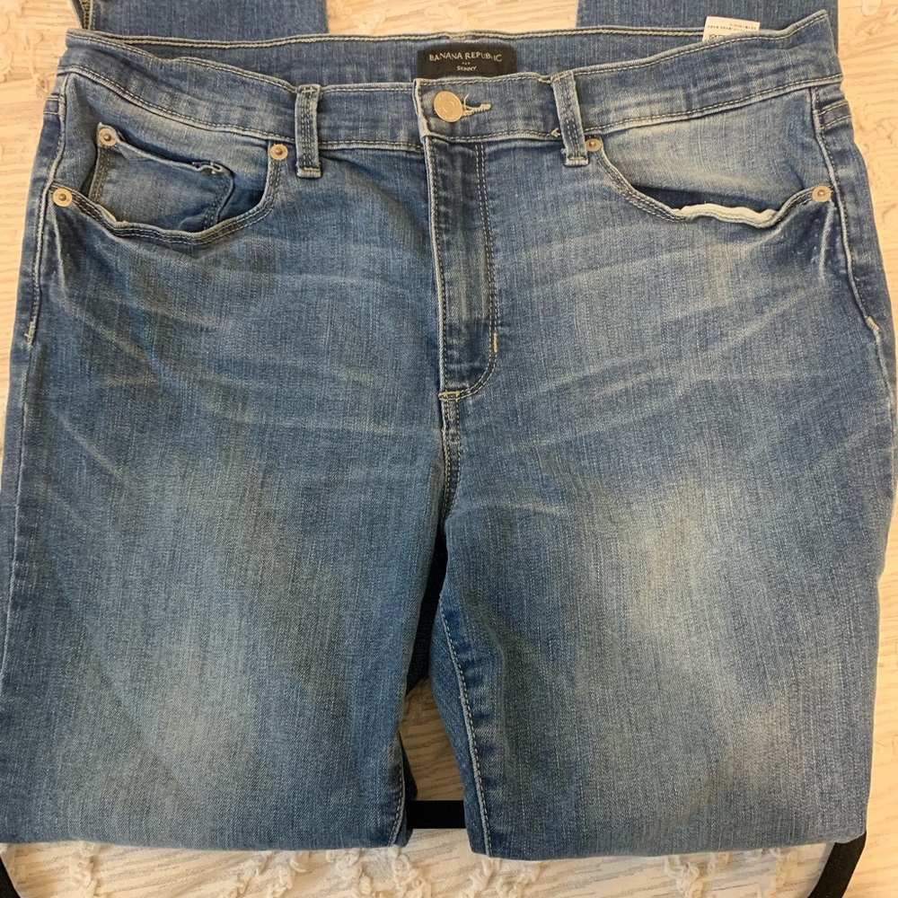 Banana Republic Medium Wash Skinny Jeans